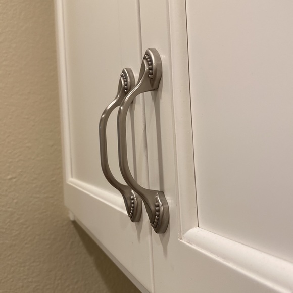 GlideRite Set of 18 3” center pewter brushed nickel cabinet handles hardware - Picture 3 of 6